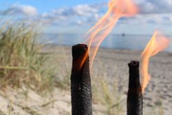 Lichtermeer Fackelwanderung Tourismus Service Fehmarn