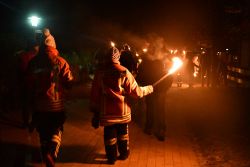 Lichtermeer Fackelwanderung Tourismus Service Fehmarnjpg